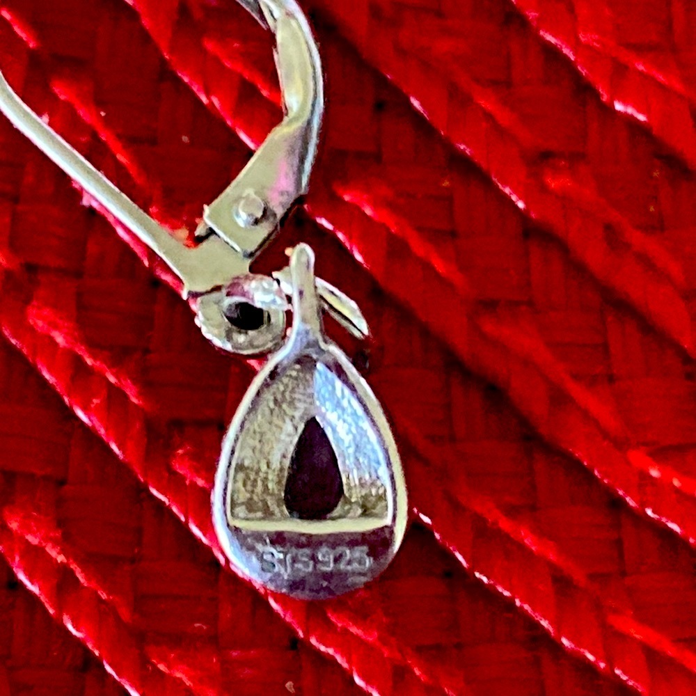 Sterling silver Swiss Blue Topaz earrings - Picture 2 of 6